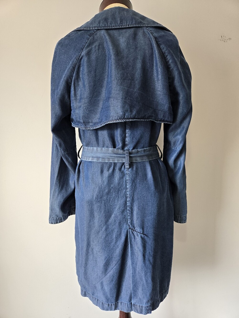 Zara Lightweight Lyocell Denim Belted Trench Coat. Size Small - Picture 7 of 14